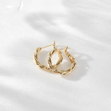  Knoted Hoop Earrings