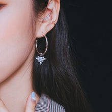  MEMORY OF LIGHT Earring - Wingbling Global