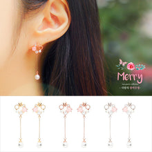  MERRY Earring (rose quartz) - Wingbling Global