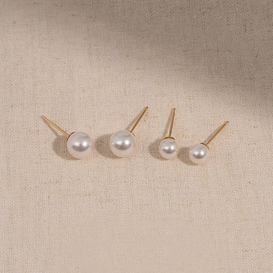 [OHMYGIRL YOOA][14K GOLD] PEARL SIMPLE STUD EARRINGS
