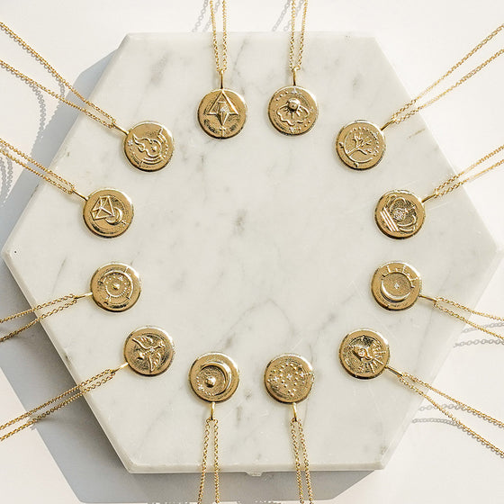 [50% off] Eclor Light 12 Coin Necklace