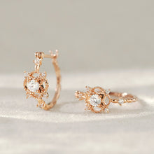  Daol Flower Earrings