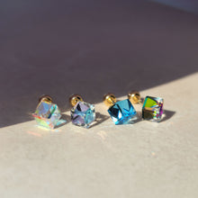  14k Magic Square Piercing