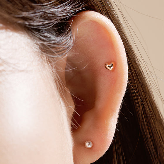 14k Dazzling Heart Piercing