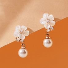  14k Pearl and Mother-of-Pearl Flower Earrings