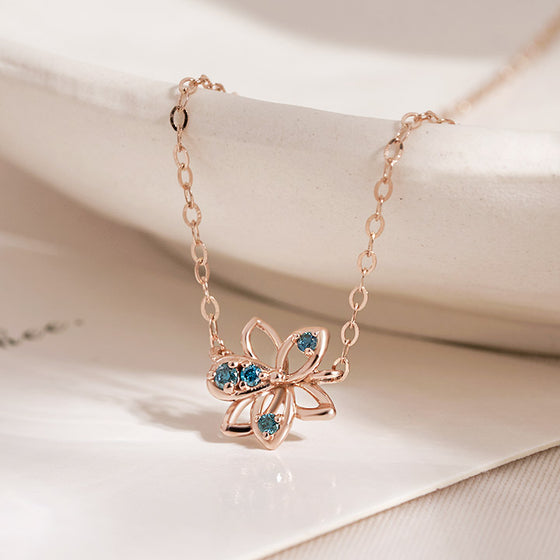 [14K Gold] Alea Flower Blue Diamond Necklace