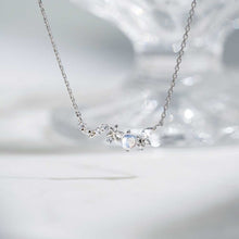  [925 SILVER] FLORAL MOONSTONE NECKLACE