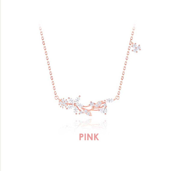 Della Necklace
