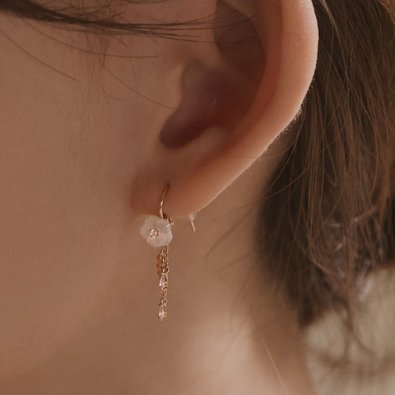 [14K Gold] Plié French Hook Earrings